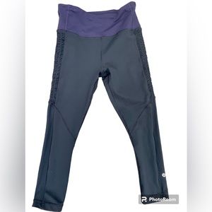 Lululemon Black and Purple Crop leggings Size: 6